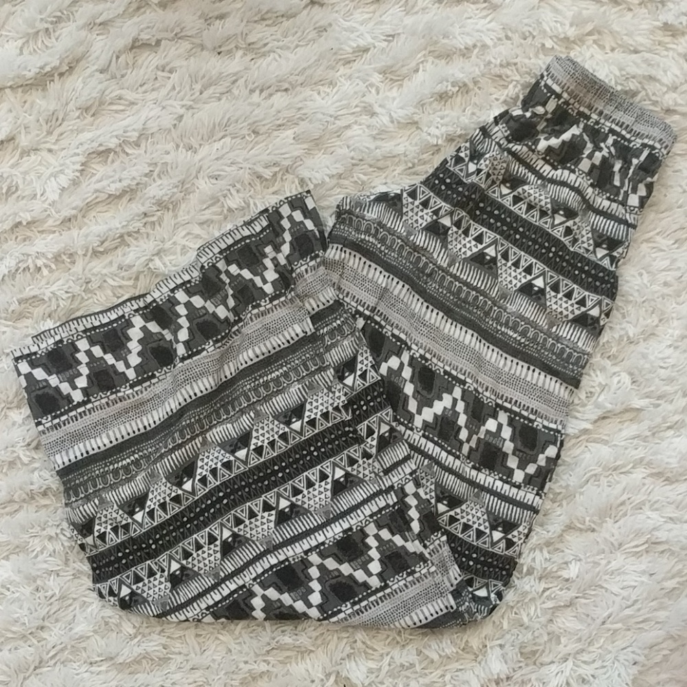 🚫🚫SOLD🚫🚫Mossimo pants